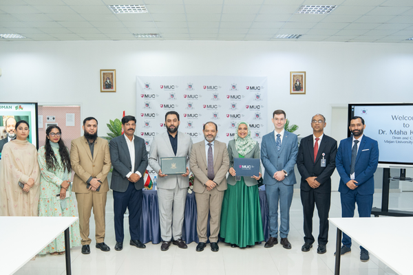 Majan University College signed an MoU with Pakistan School Muscat